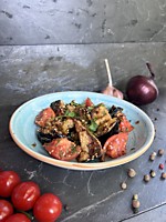 Баклажан с томатами во фритюре