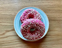 Донат клубника