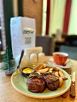 Медальоны из вырезки говядины