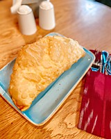 Чебурек с сыром