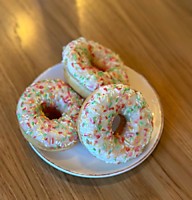 Донат ванильный